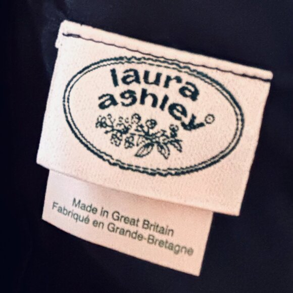 Vintage 80s/90s Laura Ashley Size 4 Dress Black 100% Silk Made in Great Britain - Picture 6 of 7